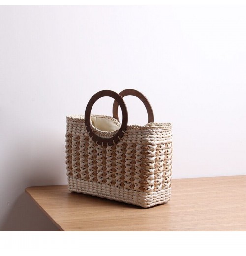 Bamboo Handle Straw Purse