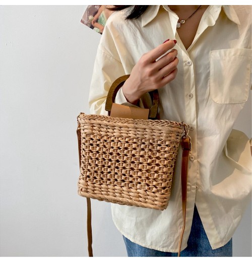 Bamboo Handle Straw Bag